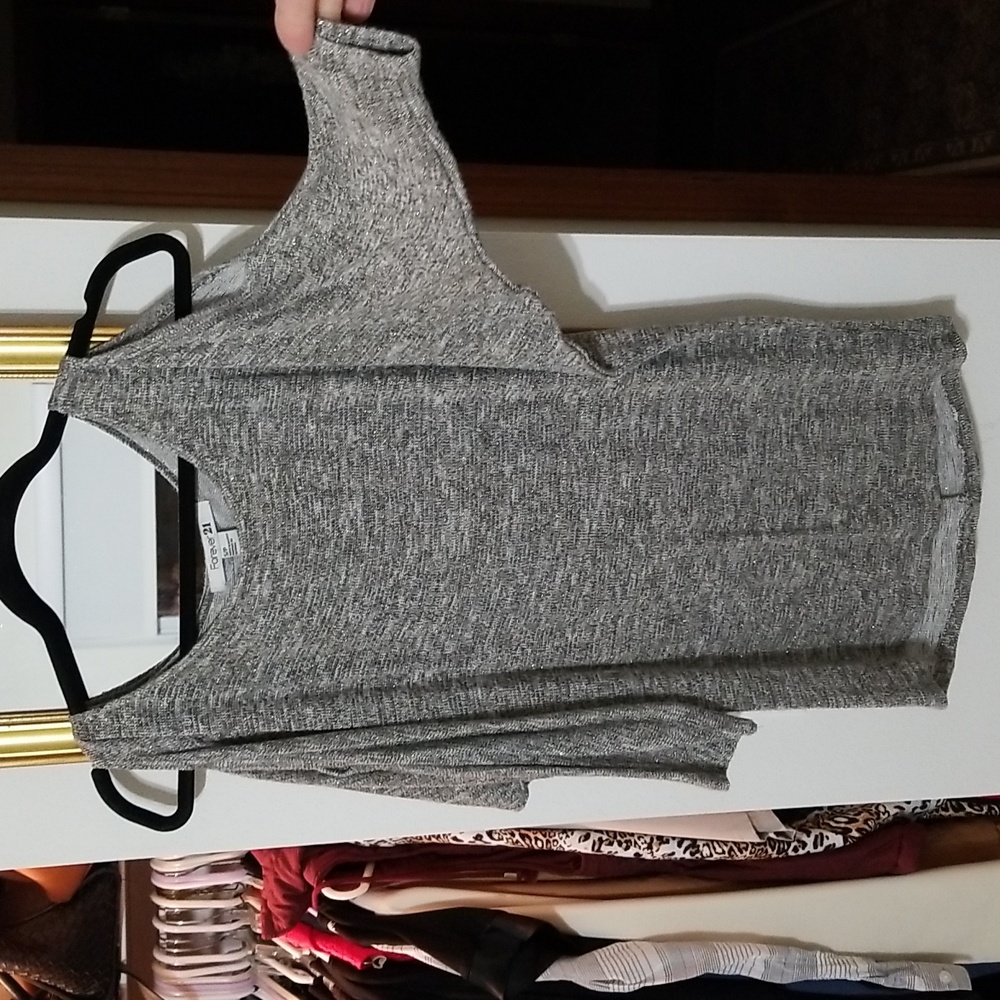 Forever 21 thin cold shoulder sweater.  Size SP